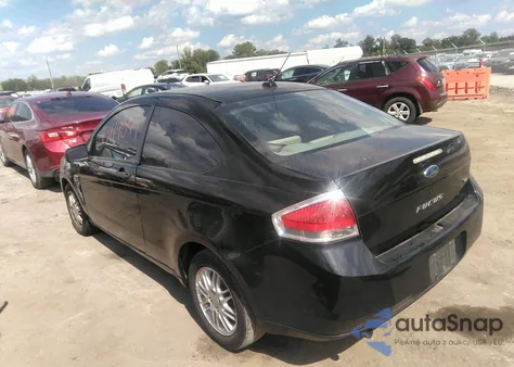 2008 Ford Focus Se/Ses из США, поврежденный, VIN 1FAHP33NX8W171232